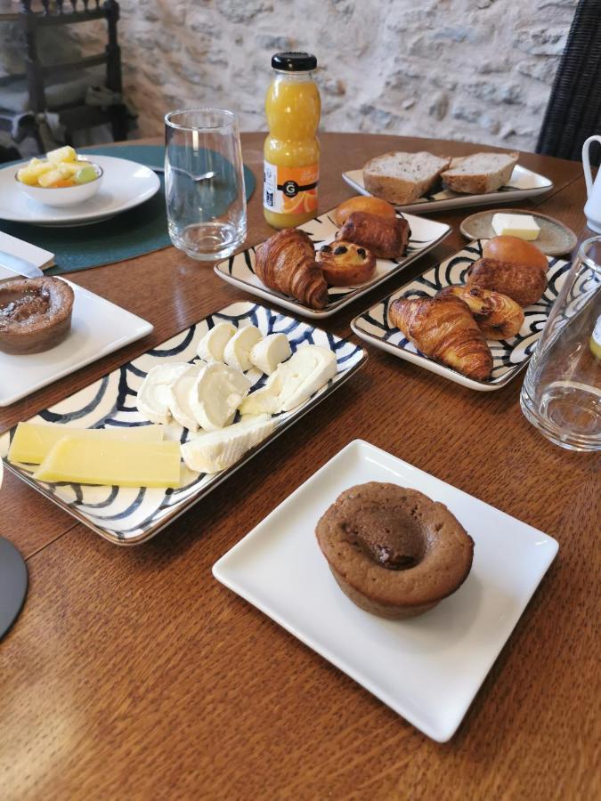 Au Domaine De Gigie Bed and Breakfast Chervettes Εξωτερικό φωτογραφία